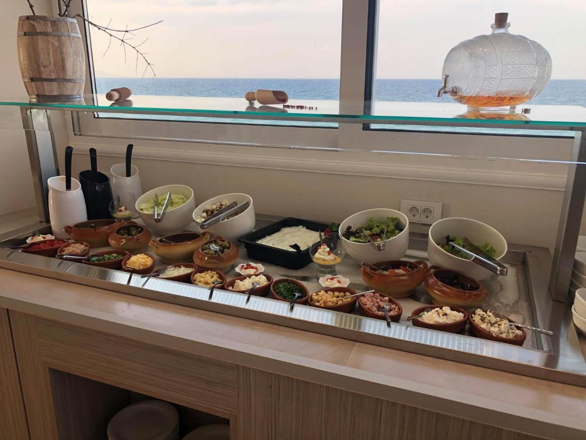 Hotel Golden Coast 4*